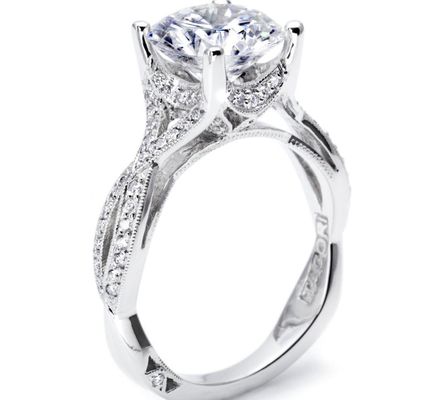 伟德bv1946官网-华晨宇一家三口照片曝光 张碧晨怀孕时间线梳理