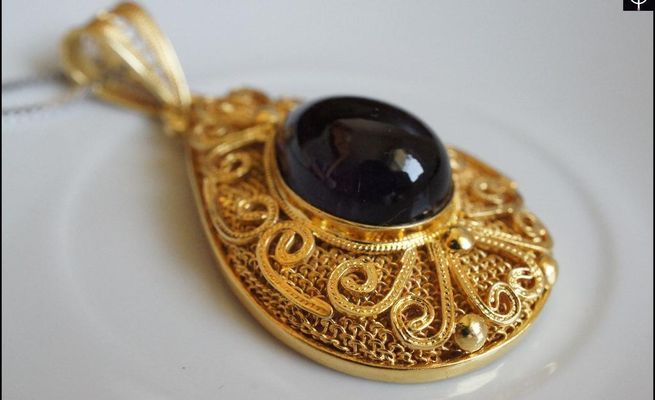 伟德bv1946官网-珠宝首饰-CFW时尚