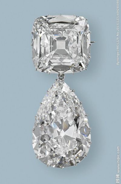 伟德bv1946官网-一部印度电影里的柔美纱丽：低调高雅的女性之美