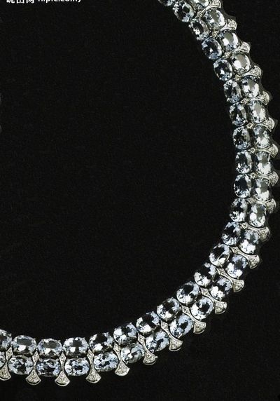 伟德国际老铺黄金爱马仕化