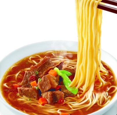 凤凰彩票：两会·青年观察丨“一年级”图片编辑的两会时刻