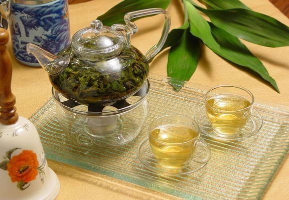 db电竞官网入口网友称其室友买到“早产”三得利乌龙茶分娩日期为2026年1月20