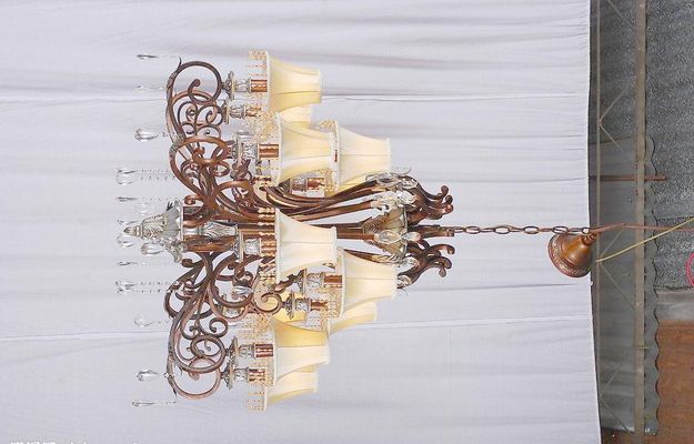 第一波内地餐饮品牌失守香港，市集寒潮来袭(香港餐饮业大跌三成)